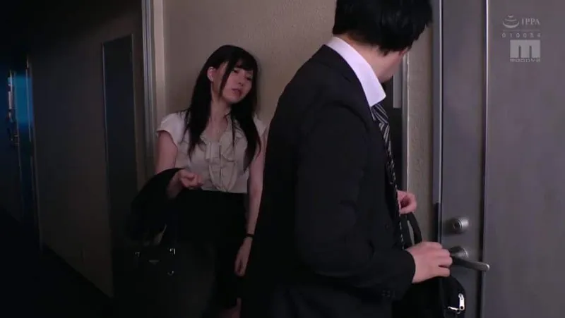 Vợ hàng xóm nhận nhầm tôi là ông xã trong một hôm say xỉn